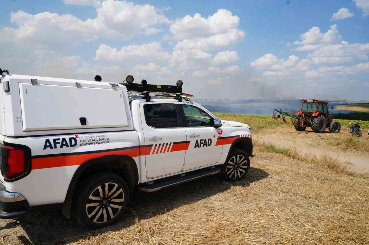 Edirne'de anız yangını 2 köy merasına ulaştı, alevler durduruldu