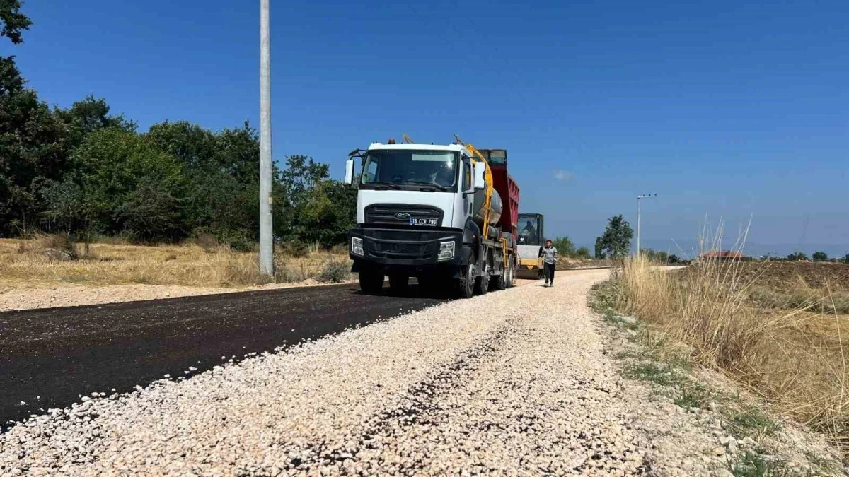 Bursa Büyükşehir'den İnegöl'de 10 kilometrelik yol hamlesi