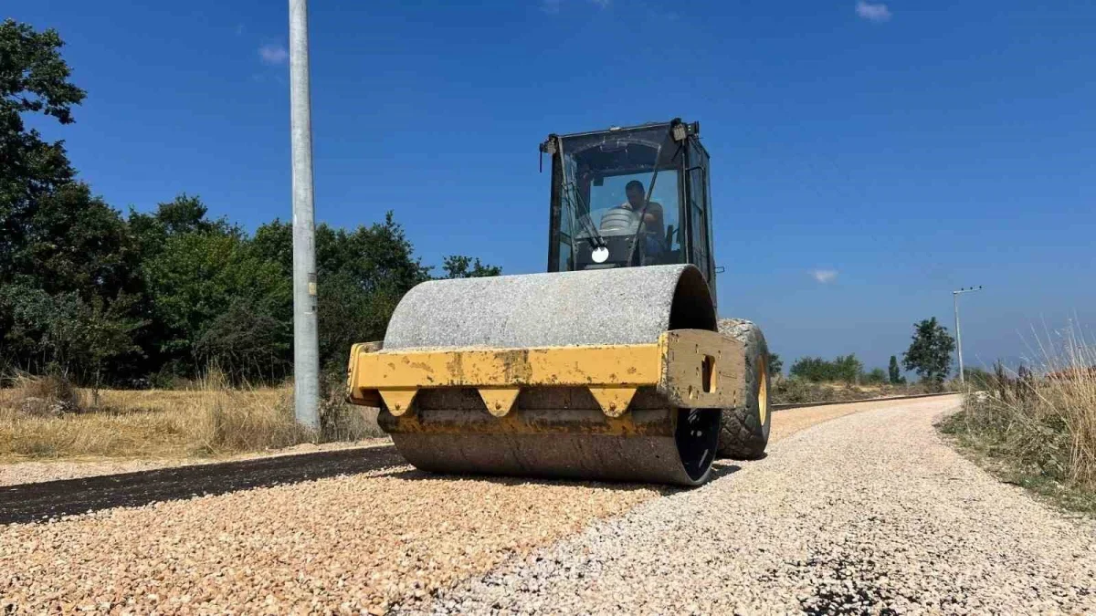 Bursa Büyükşehir'den İnegöl'de 10 kilometrelik yol hamlesi