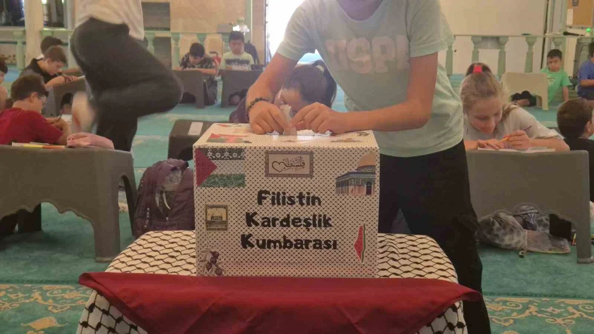 Süleymanpaşa'da öğrenciler kumbaralarını Filistin için bağışladı