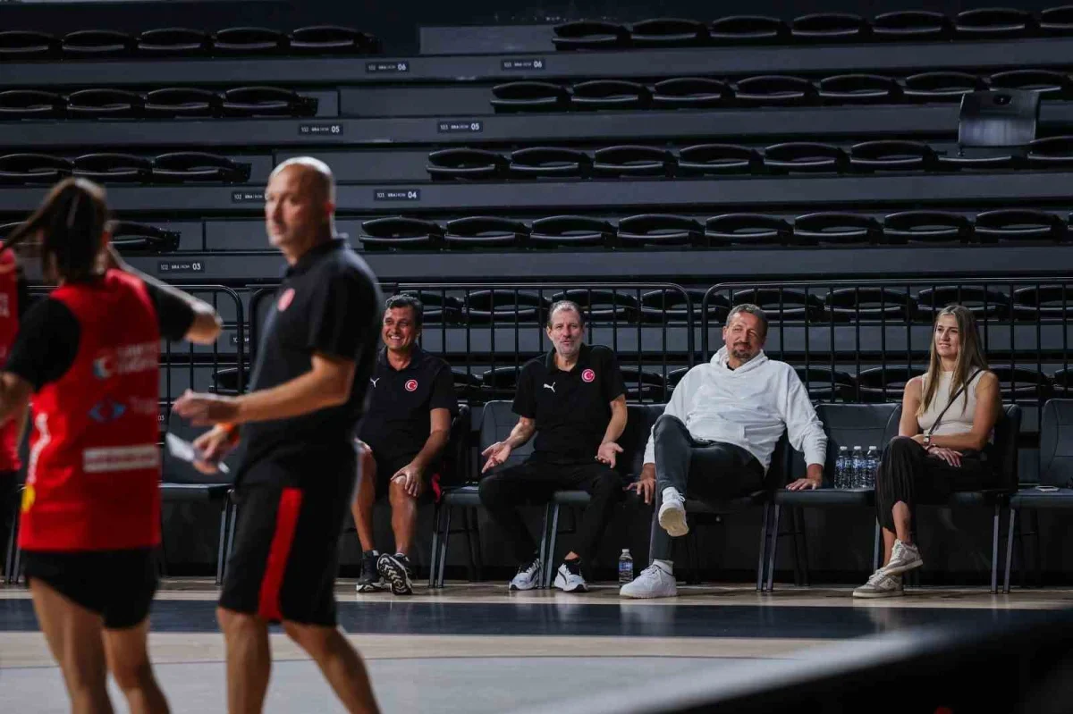 A Milli Kadın Basketbol Takımı Berlin'de hazırlıklarını sürdürüyor