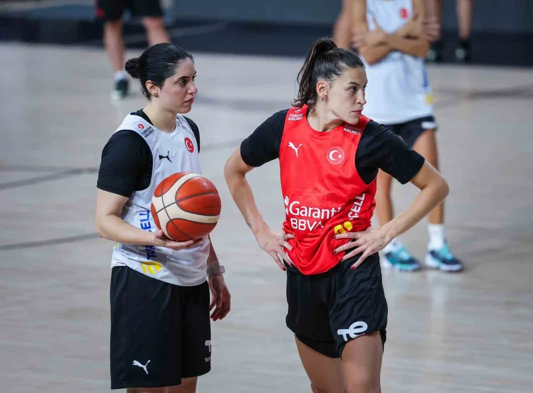 A Milli Kadın Basketbol Takımı Berlin'de hazırlıklarını sürdürüyor