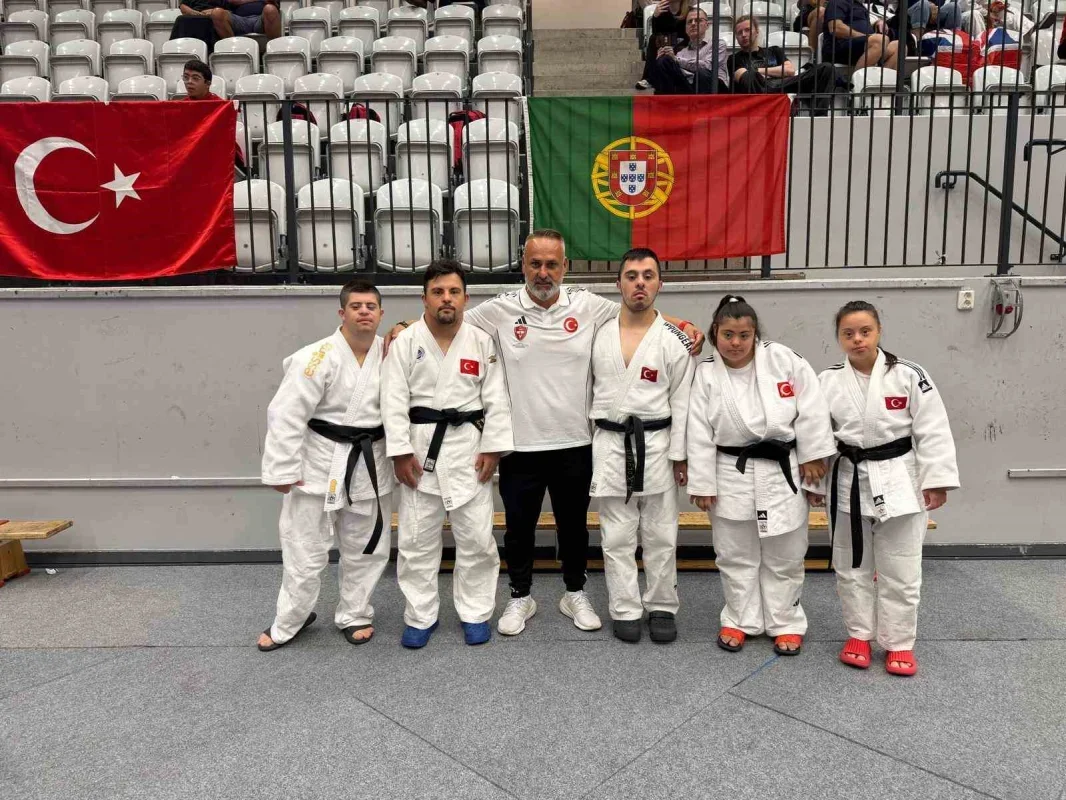 Özel Sporcular Down Judo Milli Takımı dünya şampiyonu oldu
