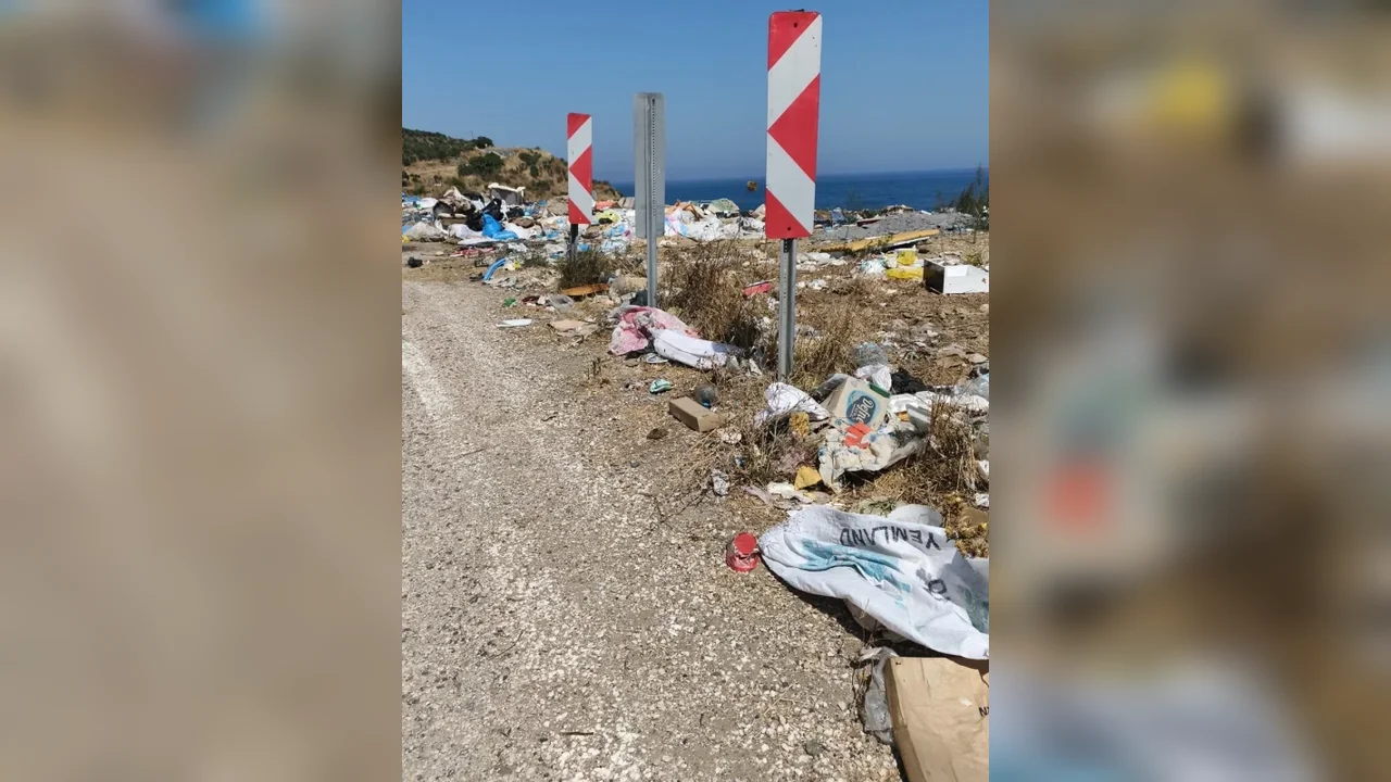 Kapıdağ Yarımadası'nda çöp manzaraları tepki çekiyor