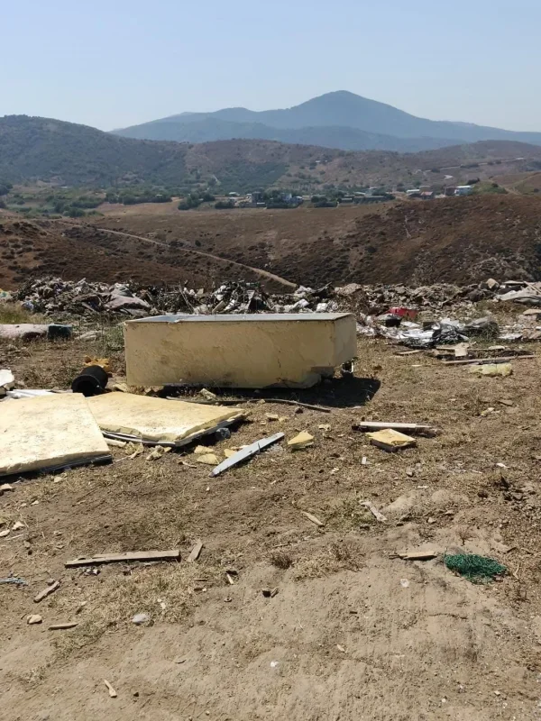 Kapıdağ Yarımadası'nda çöp manzaraları tepki çekiyor