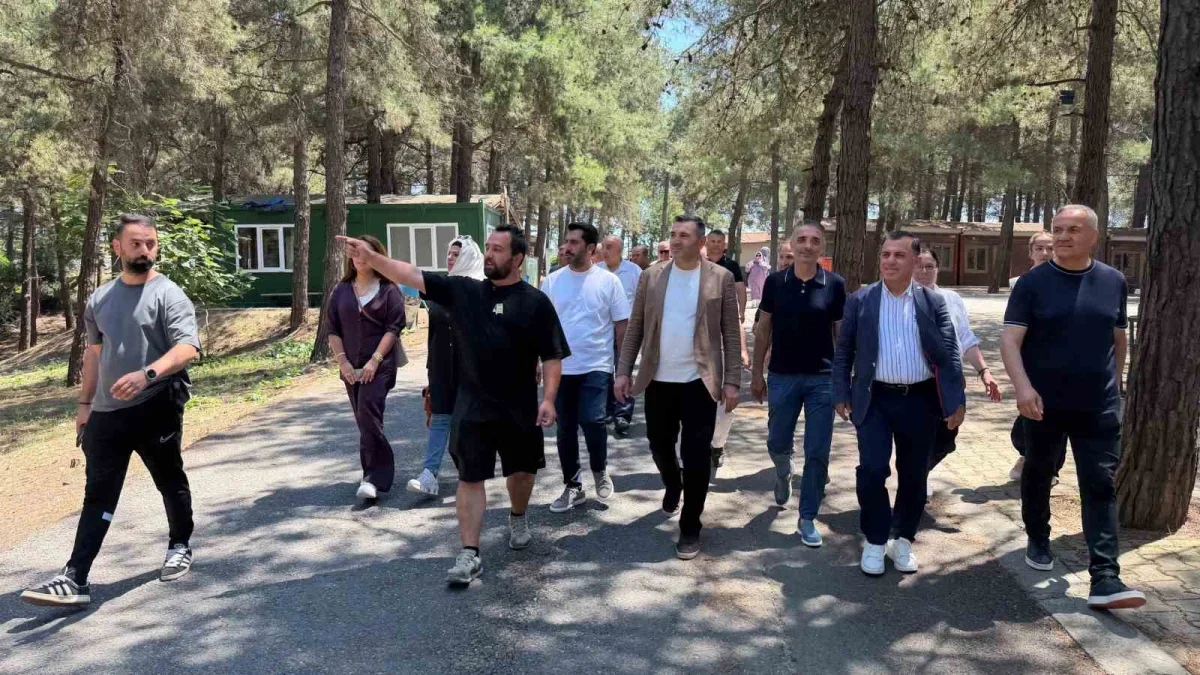 AK Belediyeciliği Yerinde Gör programı Başakşehir'de başladı