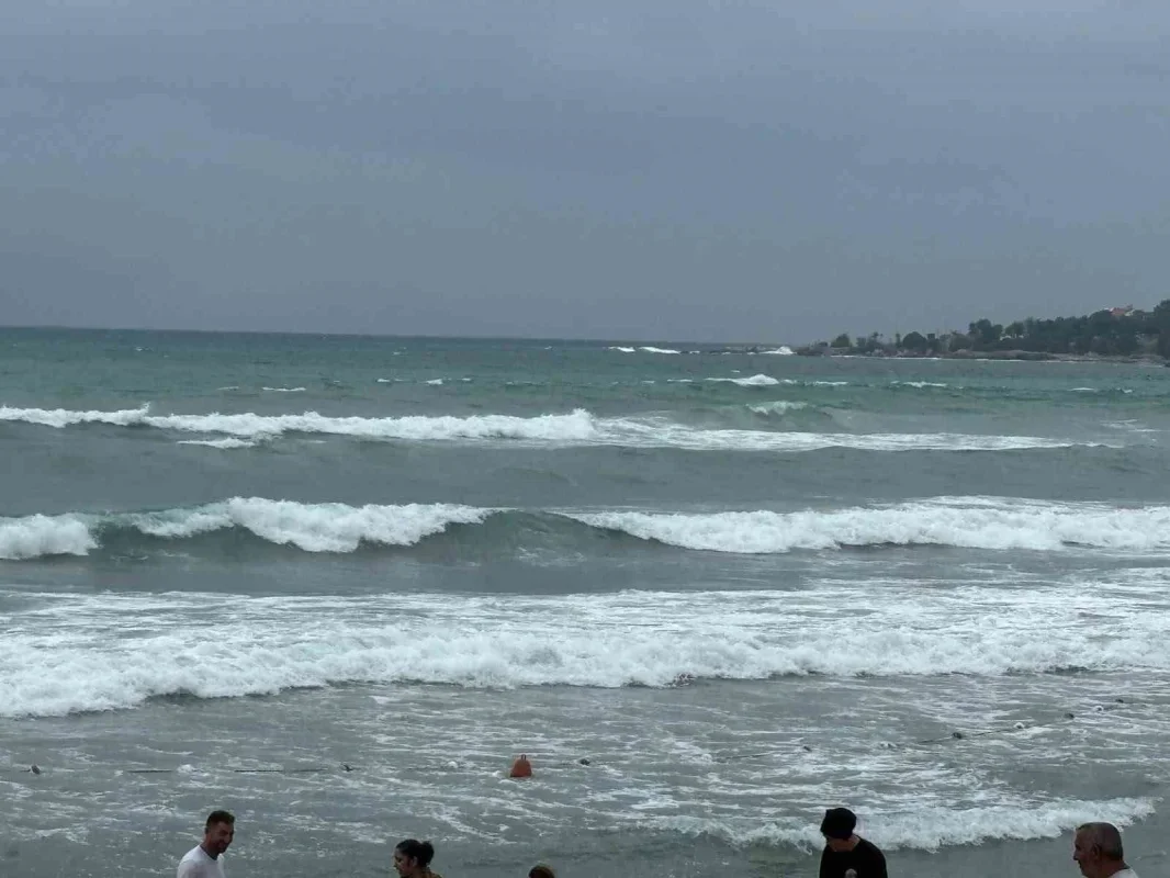 Kandıra'da ablasını kurtarmak isteyen 19 yaşındaki genç öldü
