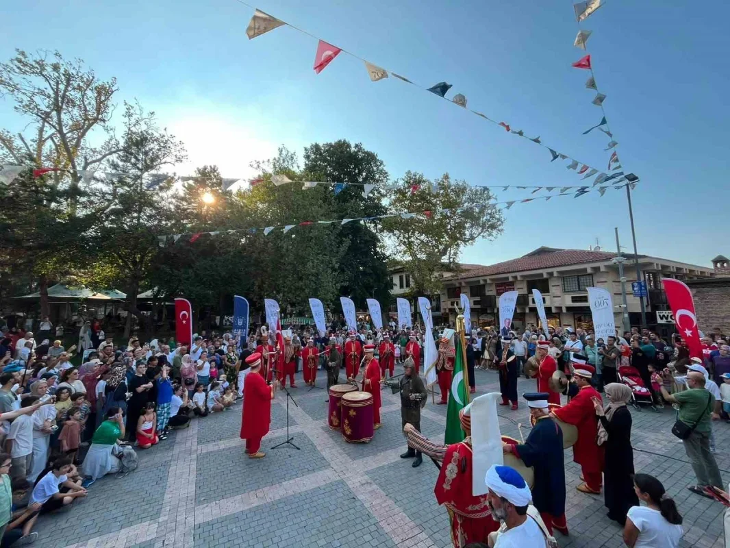 Bursa'da fetih coşkusu mehter konserleriyle sürüyor