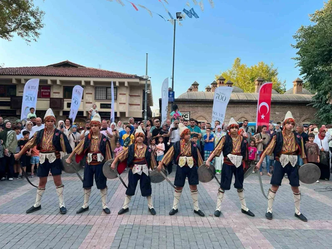 Bursa'da fetih coşkusu mehter konserleriyle sürüyor