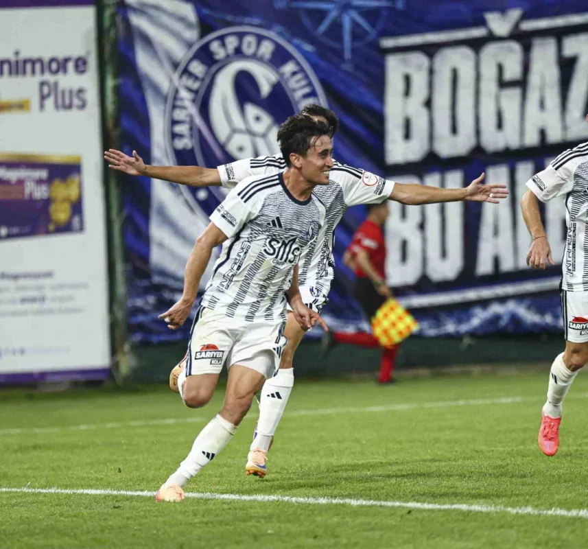 Sarıyer, Muğlaspor'u 2-0 yendi: Sezona galibiyetle başladı