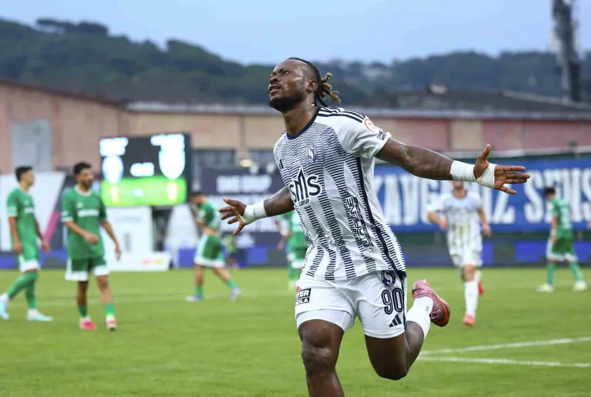 Sarıyer, Muğlaspor'u 2-0 yendi: Sezona galibiyetle başladı