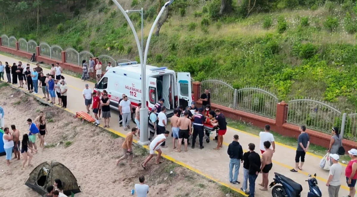 Kandıra'da 2 kişi boğuldu, 1 kayıp için arama sürüyor