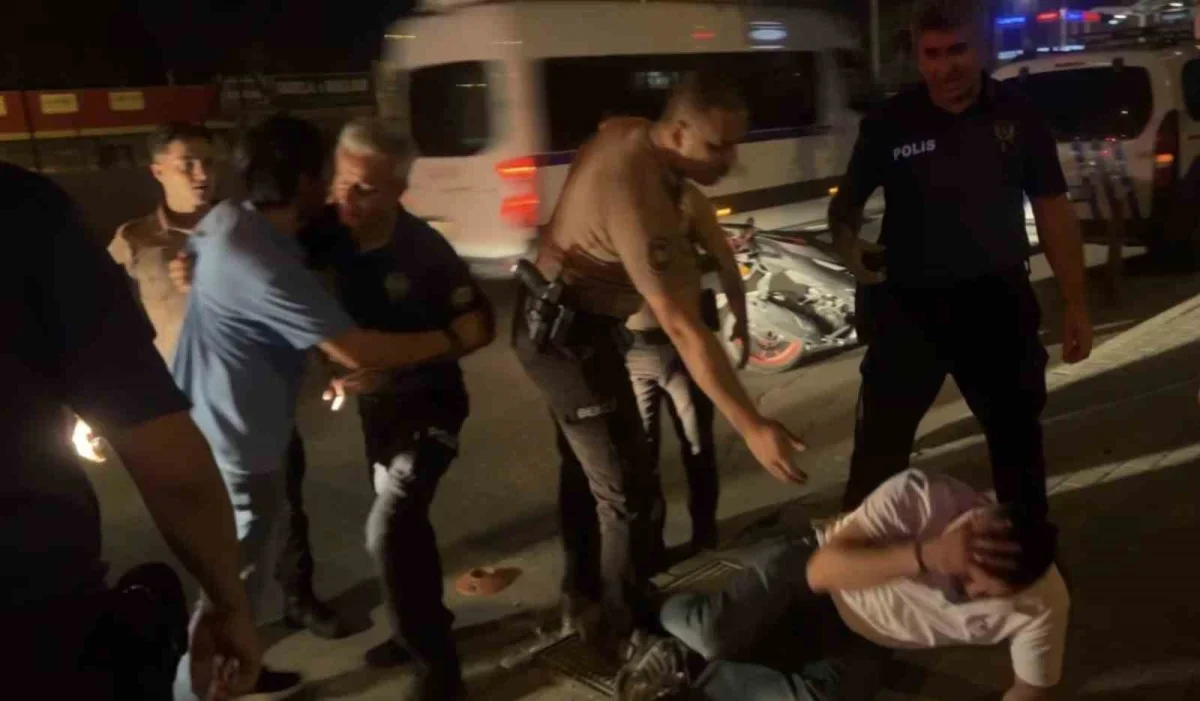 Bursa'da alkollü şahsın yere bırakma anı kamerada