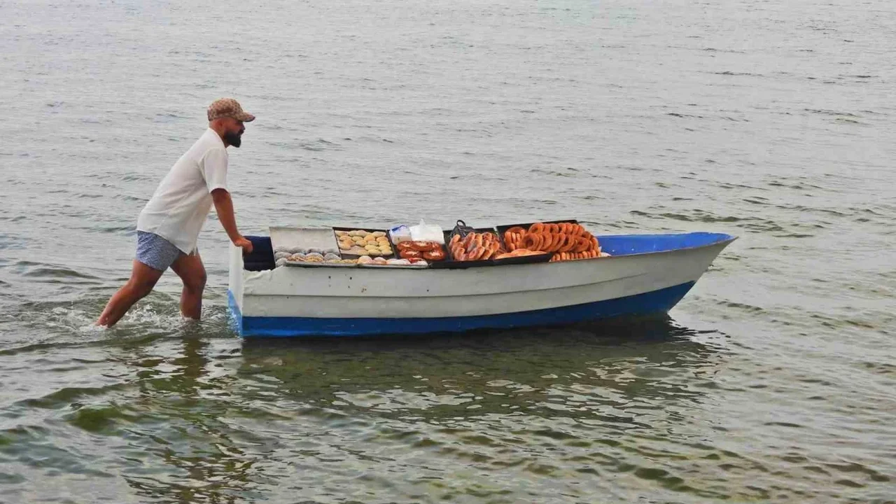 Erdek'te yaz turizmi sürüyor: Sahiller hafta sonu doluyor