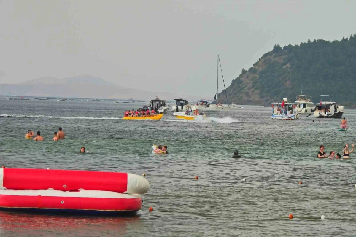 Erdek'te yaz turizmi sürüyor: Sahiller hafta sonu doluyor