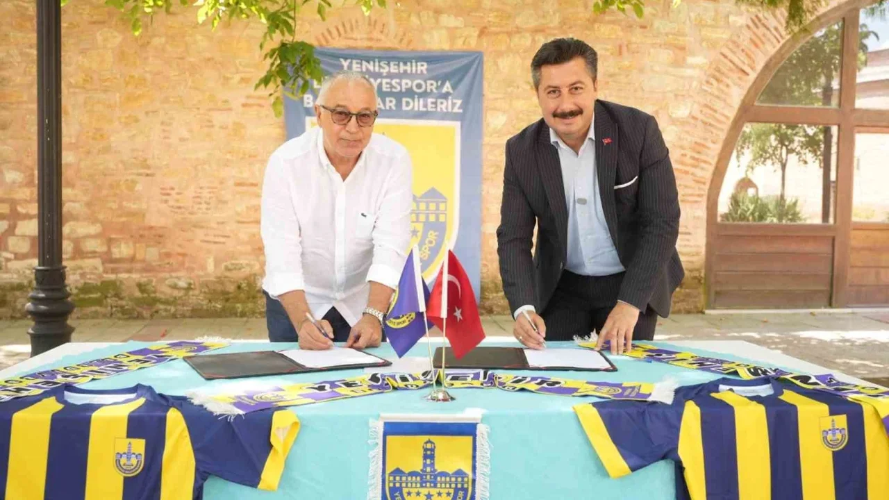 Yenişehir Belediyespor, Sait Ulvi Özdemir ile anlaştı