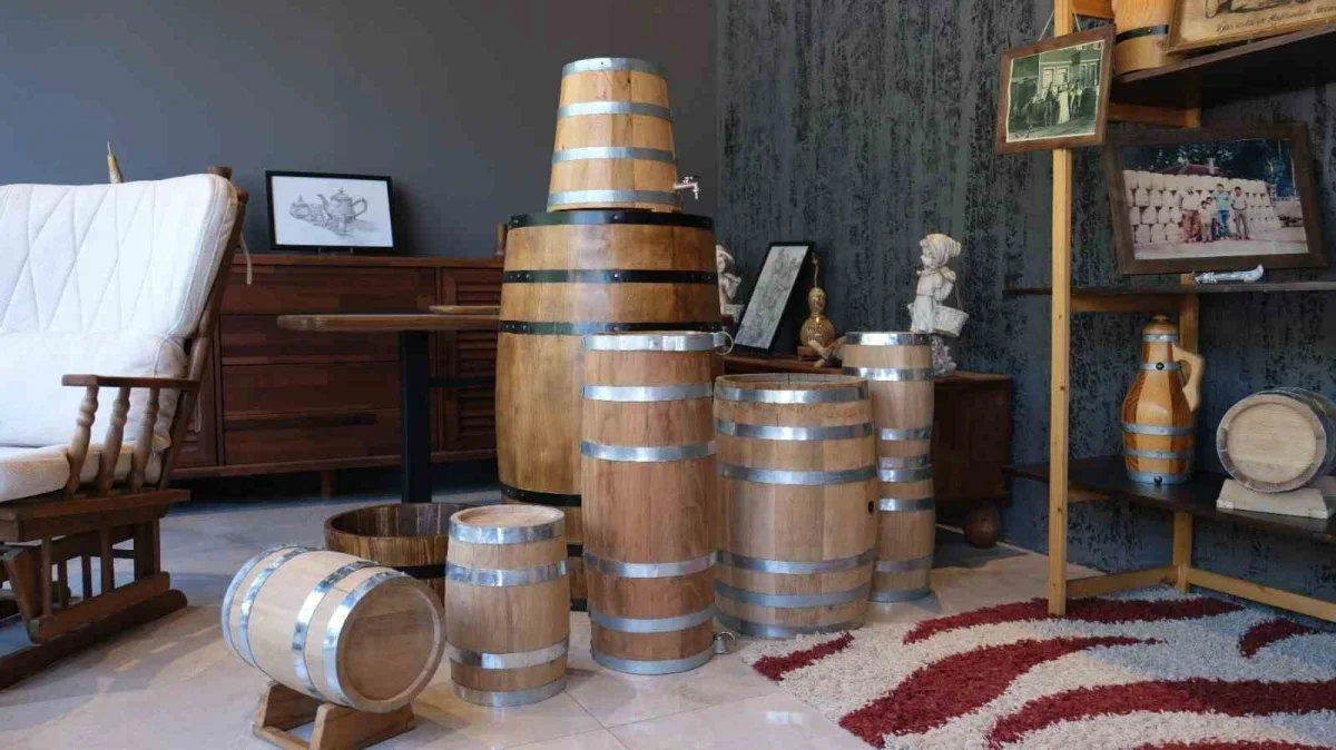 İnegöl'de 145 yıllık fıçıcılık geleneği beşinci kuşağa ulaştı