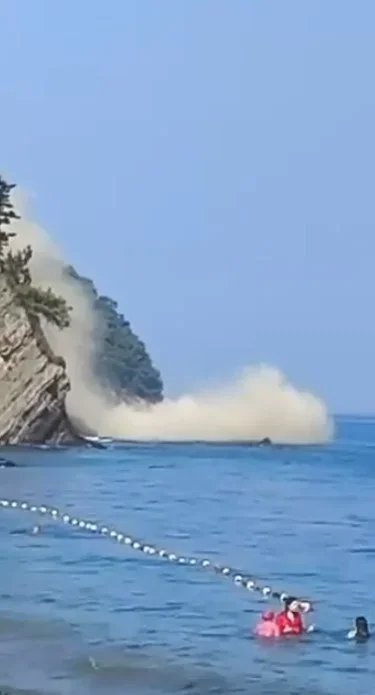 Mudanya'da denizde heyelan paniği: Yüzenler zor anlar yaşadı