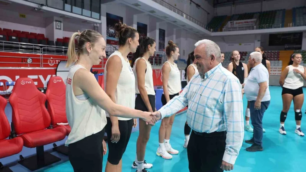 Nilüfer Belediyespor Eker yeni sezon hazırlıklarına başladı