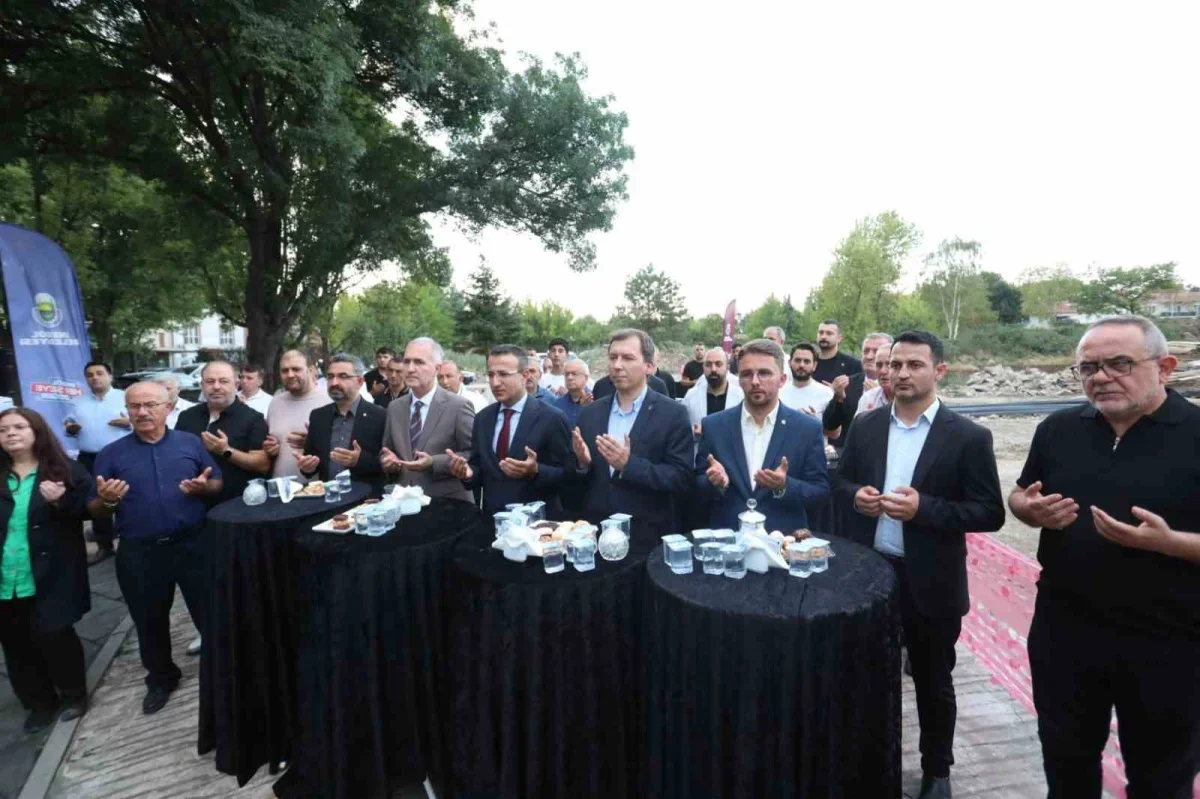 İnegöl Botanik Nikah ve Etkinlik Salonları'nın temeli atıldı