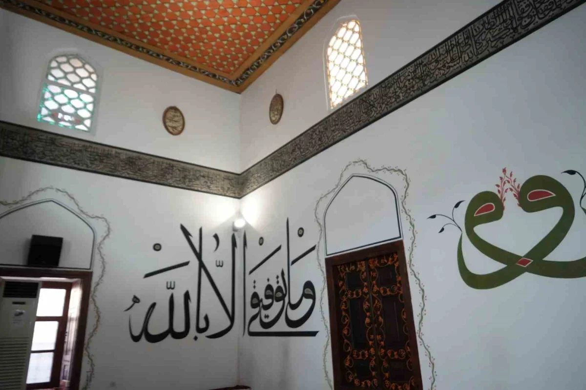 Osmaneli'deki Rüstem Paşa Camii 510 yıldır ayakta