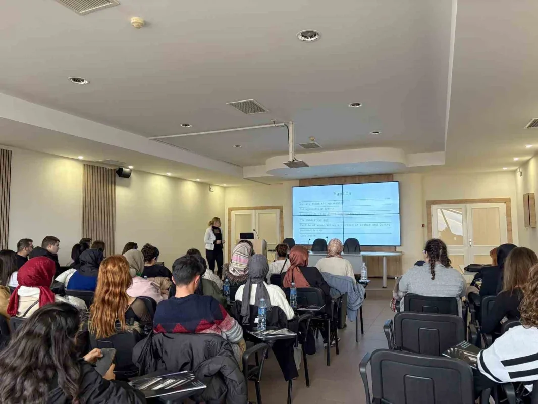 TÜRGEV, GENÇ-AĞ Projesi ile 3 ülkeden 49 genci İstanbul'da buluşturuyor