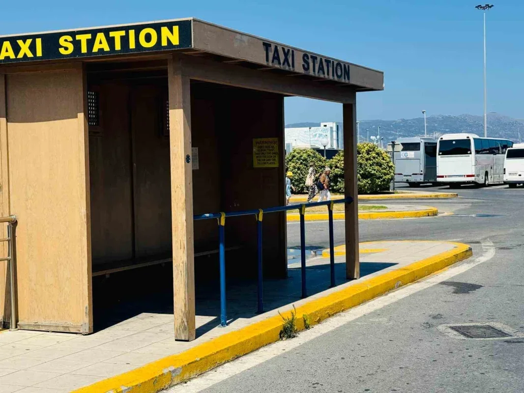 İzmir taksi sabit fiyatı tartışmasına Erkan Özkan'dan yanıt