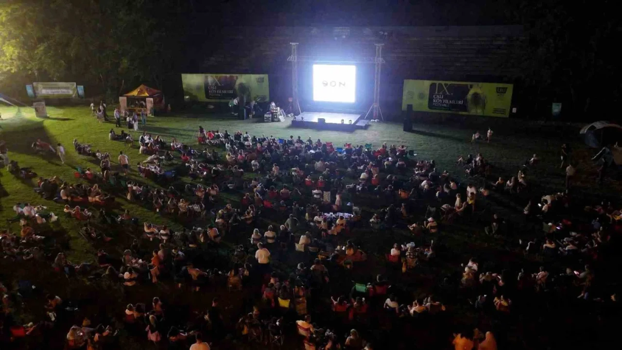 Çalı Köy Filmleri Festivali 10'uncu yılına özel programla başlıyor