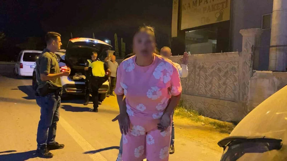 İnegöl'de alkollü sürücü gazeteciye mermer fırlattı