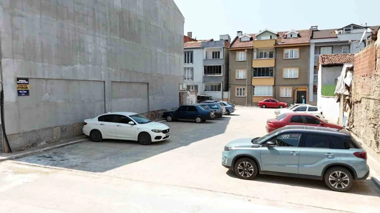 İnegöl Orhaniye Mahallesi'nde 16 araçlık yeni otopark