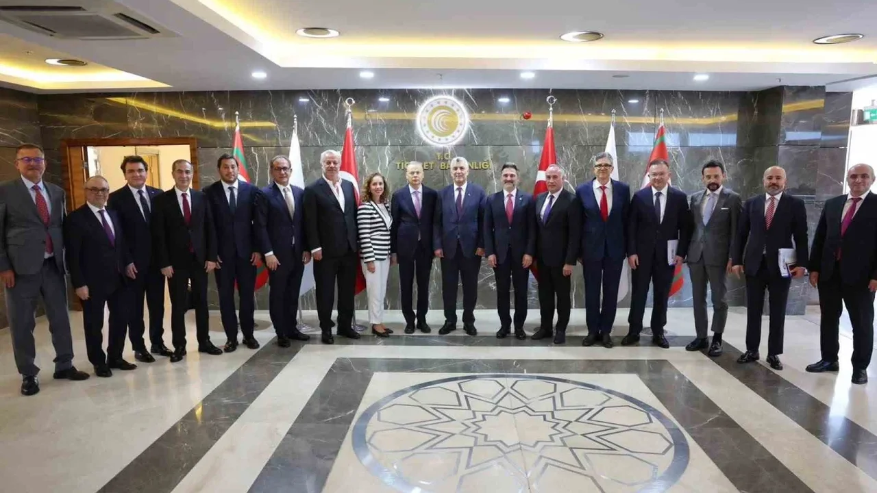 Hizmet ihracatında 122,6 milyar dolarlık tarihi rekor