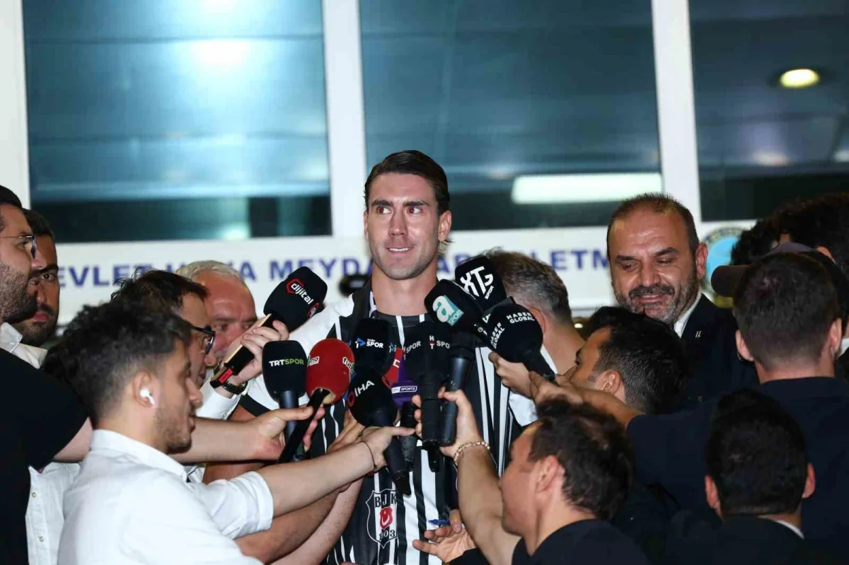 Beşiktaş'ın anlaştığı Dusan Vlahovic İstanbul'a geldi
