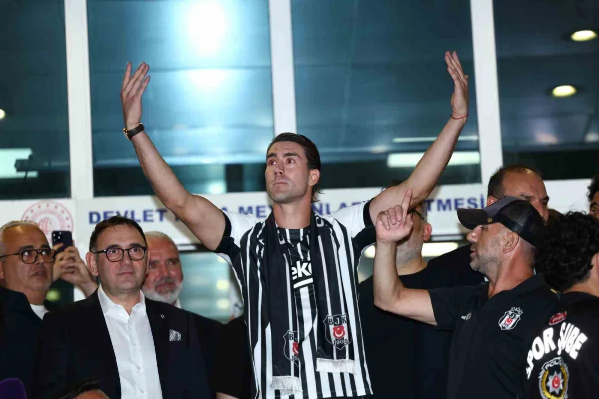 Beşiktaş'ın anlaştığı Dusan Vlahovic İstanbul'a geldi