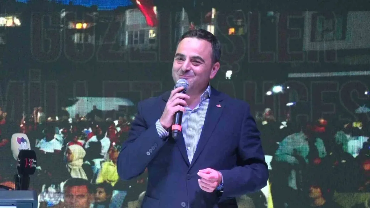 Başiskele'de 63 bin metrekarelik Güzel İşler Millet Bahçesi açıldı