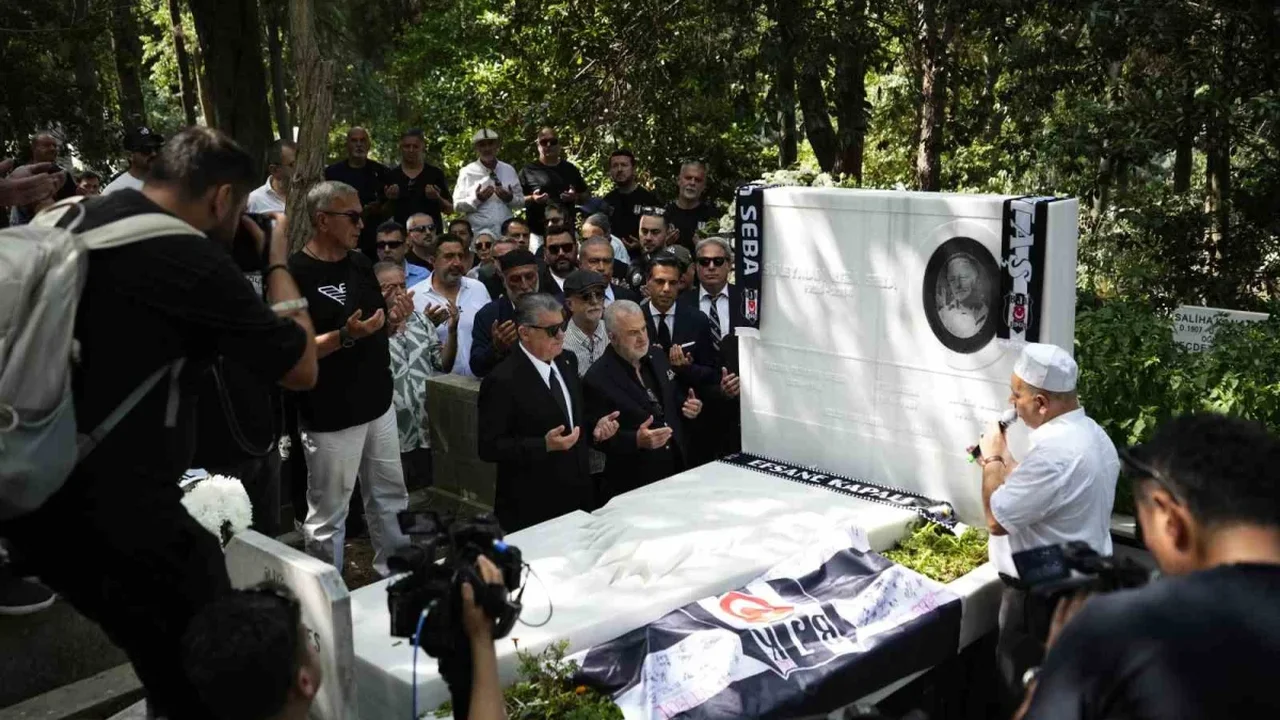 Süleyman Seba, vefatının 12. yılında Feriköy'de anıldı