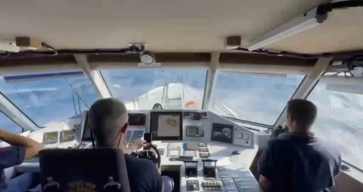 Bozcaada açıklarında kaybolan dalgıç Uğur Savaş için arama sürüyor