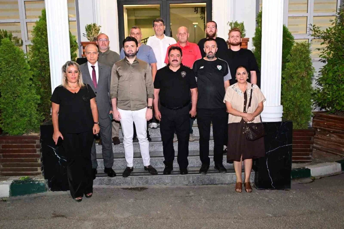 Bursaspor yönetimi ve taraftarı Bursa Emniyetiyle buluştu