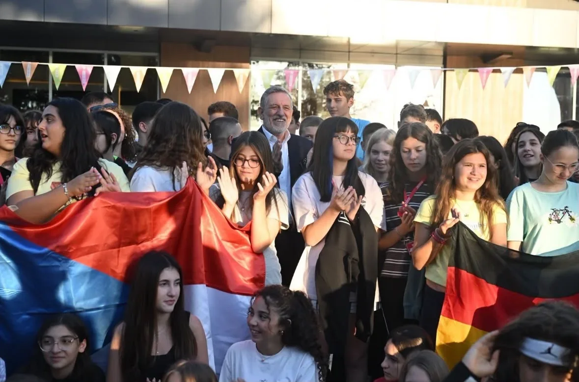 Geleceğin Yıldızları Uludağ'da 25 ülkeden öğrencileri buluşturdu