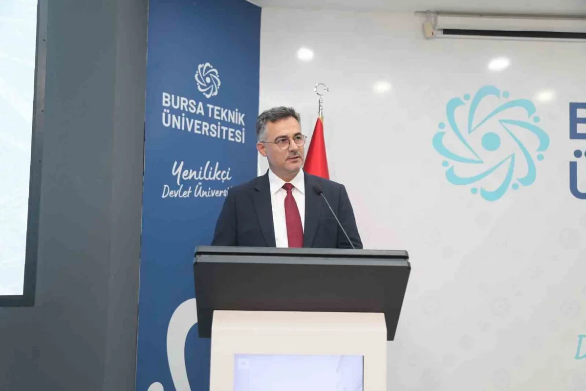 BTÜ'de deprem paneli: Güvenli yapı ve zemin vurgusu
