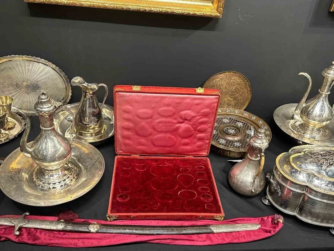 Osmanlı Hanedanı eserleri Arthill 49. müzayedede satışa çıkıyor