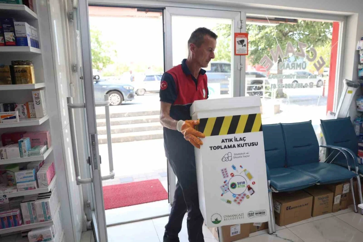Osmangazi'de atık ilaçlar eczanelerde güvenle toplanıyor