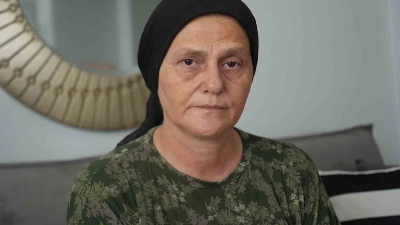 27 yıllık evlat nöbeti: Nurgül Karamert kızı Gözde'yi arıyor