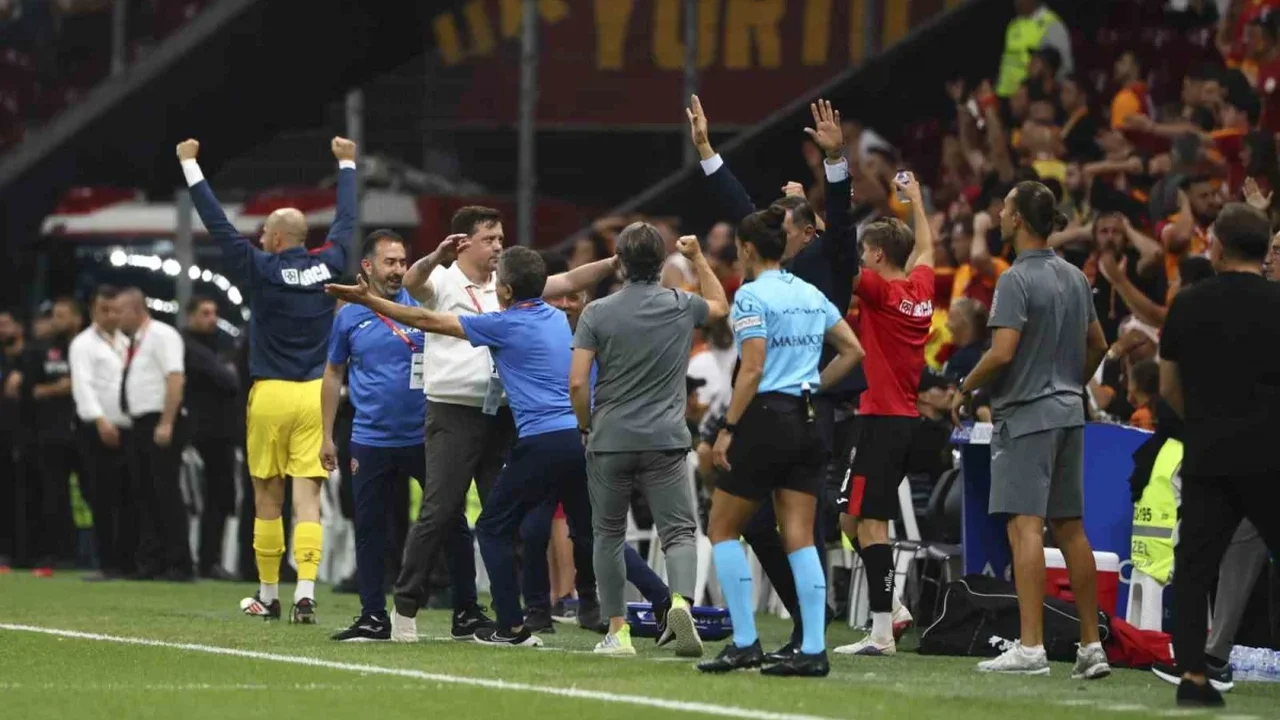 Galatasaray 2-2 Çorum FK: Sezonun açılışında puanlar paylaşıldı