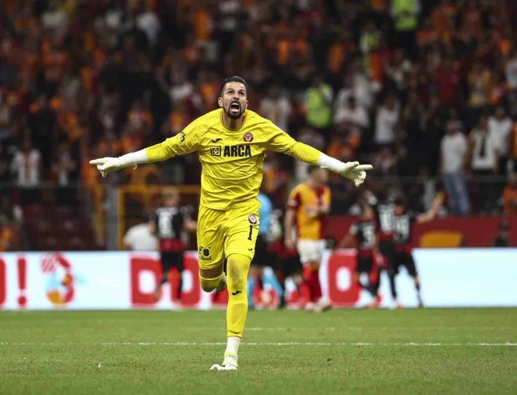 Galatasaray 2-2 Çorum FK: Sezonun açılışında puanlar paylaşıldı