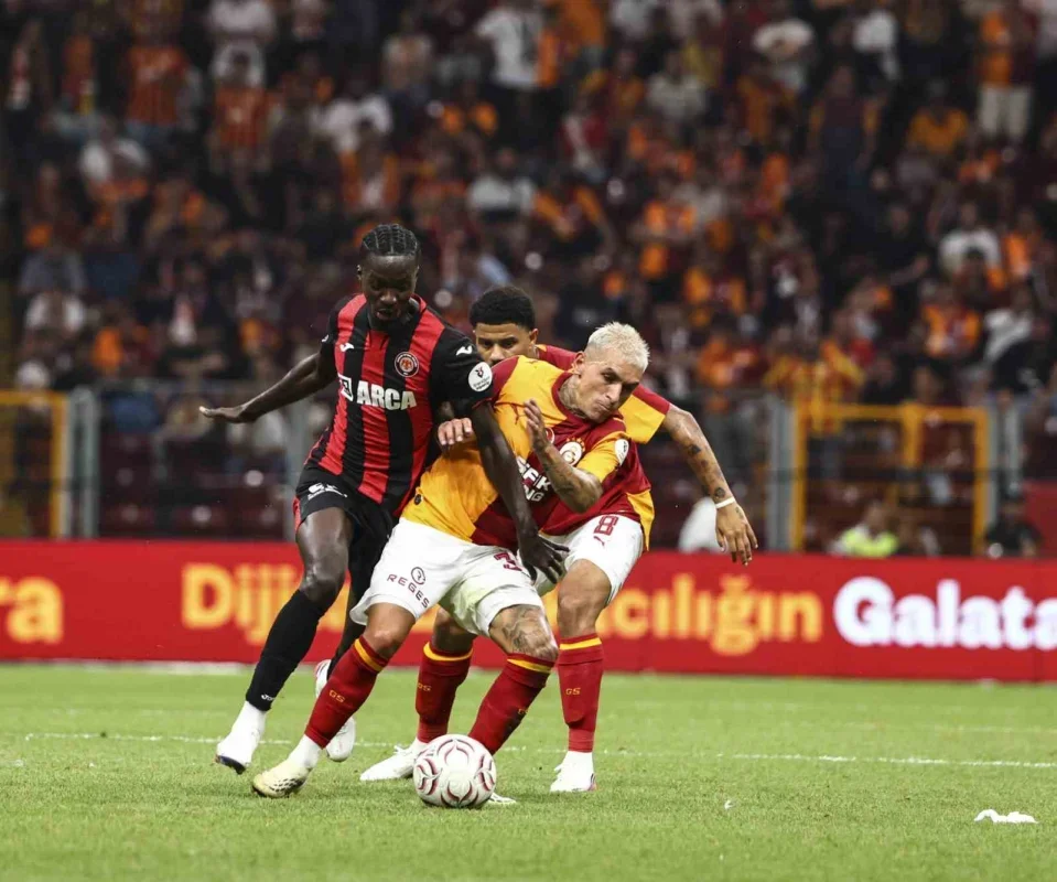 Galatasaray 2-2 Çorum FK: Sezonun açılışında puanlar paylaşıldı