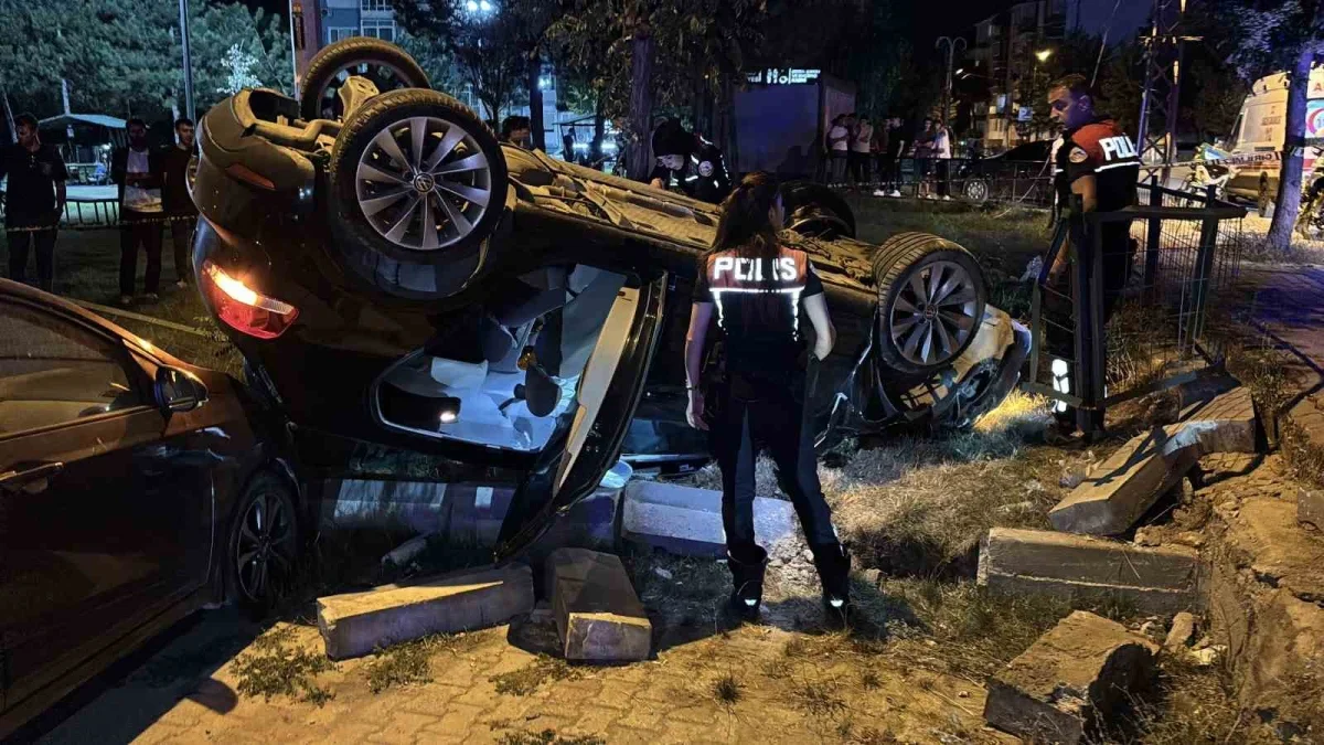 Edirne'de takla atan otomobilde parmağı koptu, arama yapıldı