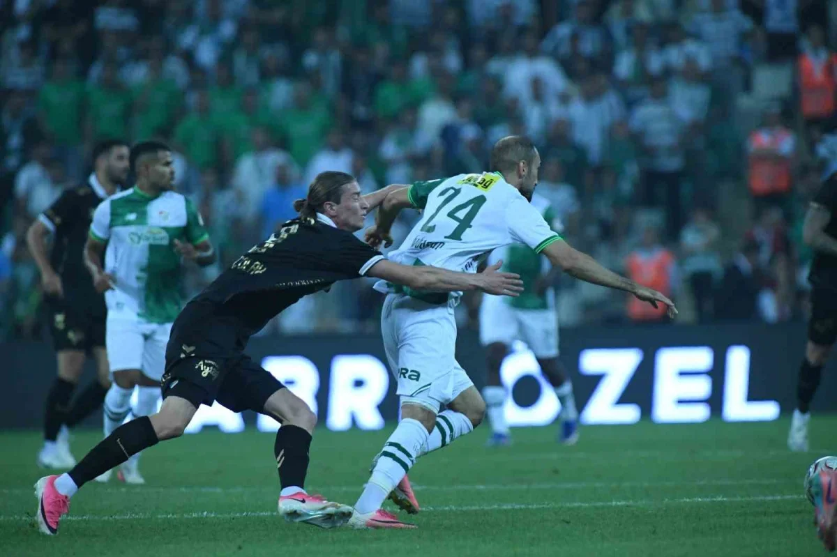 Bursaspor, Iğdır FK'yı 1-0 yenerek 3 puanı aldı
