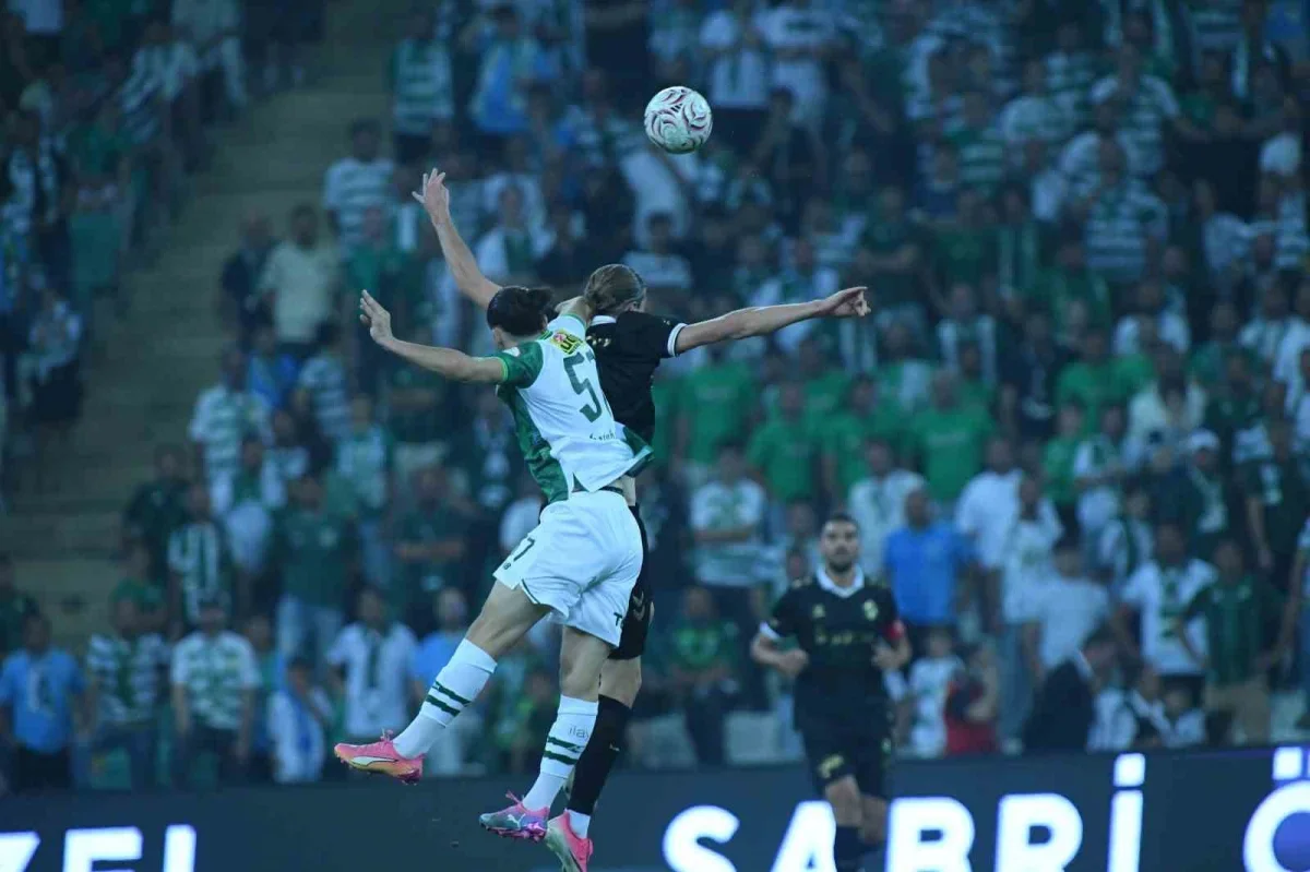 Bursaspor, Iğdır FK'yı 1-0 yenerek 3 puanı aldı