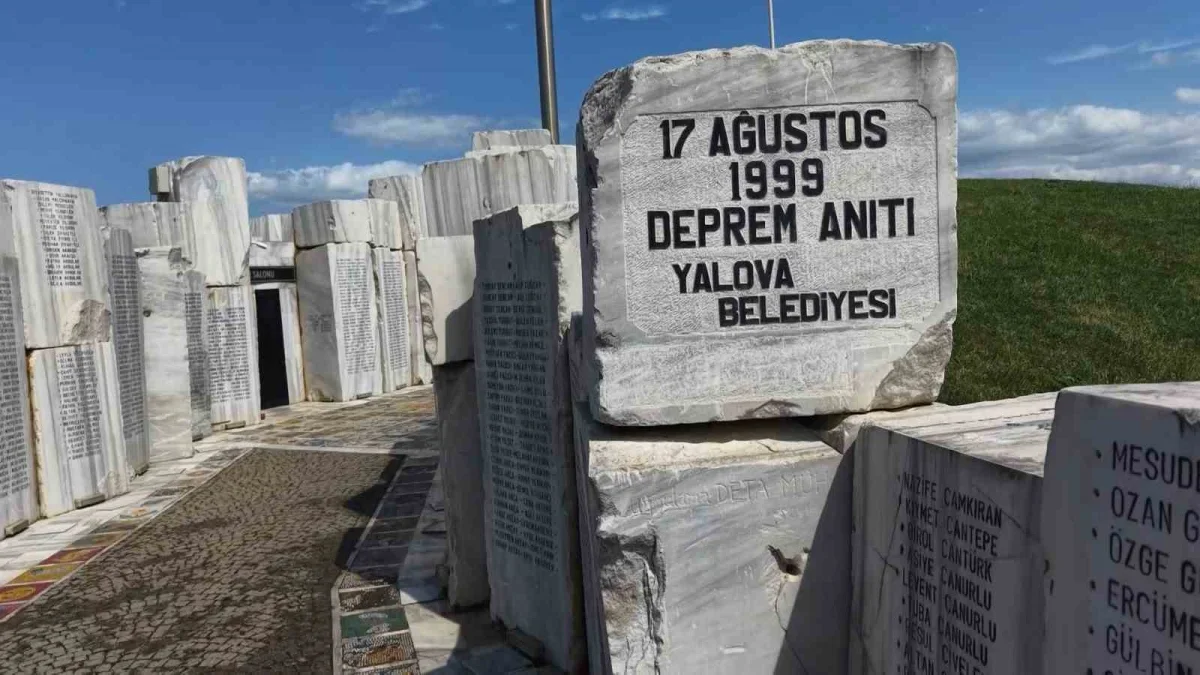 Marmara Depremi'ni yaşayan gönüllüler şimdi eğitim veriyor