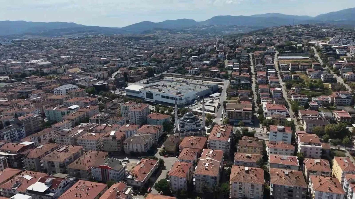 Marmara Depremi'ni yaşayan gönüllüler şimdi eğitim veriyor